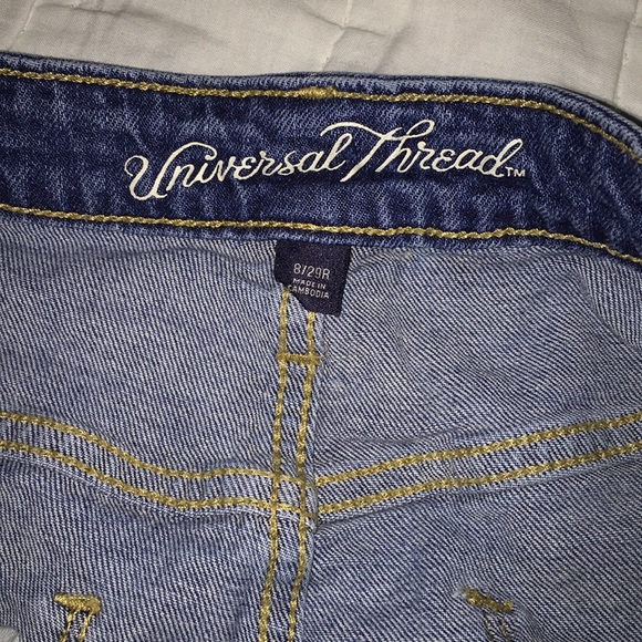 Short’s Universal Thread - Picture 5 of 5